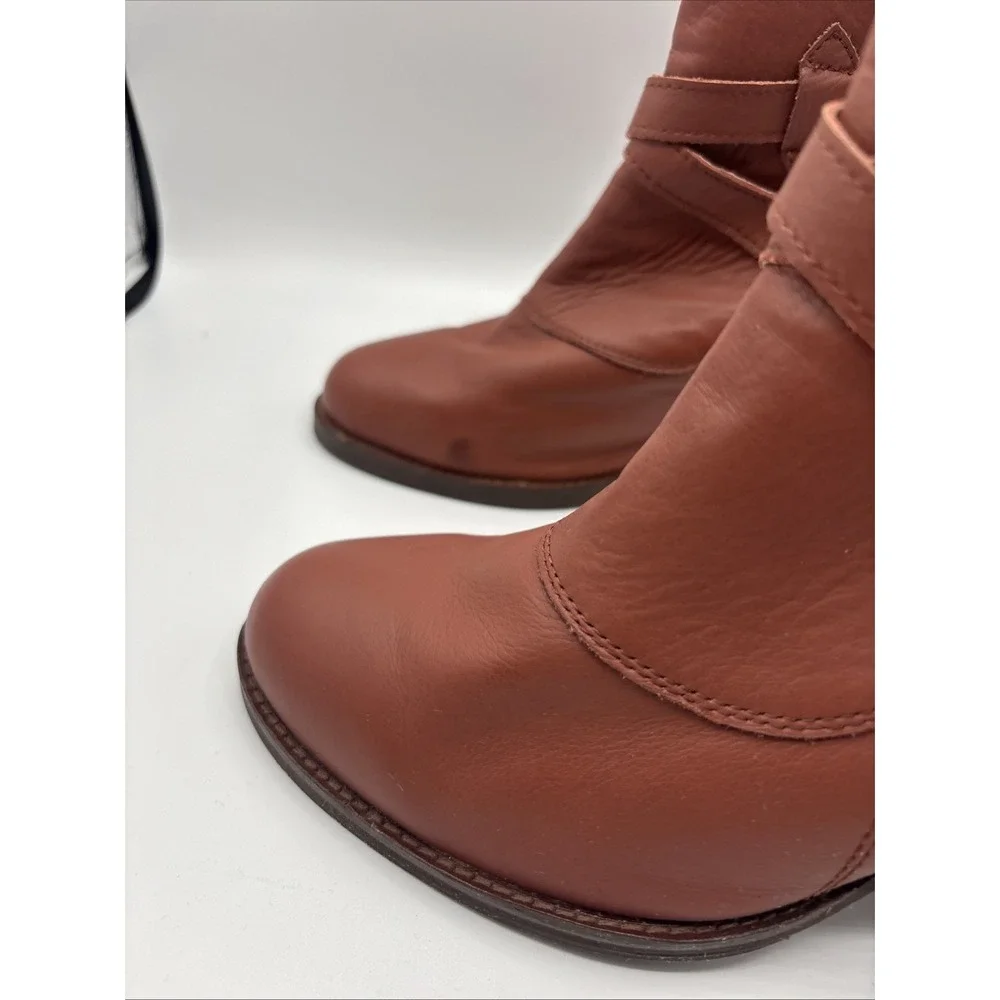 EMU‎  Women's Seville Ankle Sheepskin + Leather Block Heel Boots Size 9